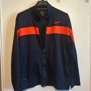 Slightly used Nike zip extra large jacket